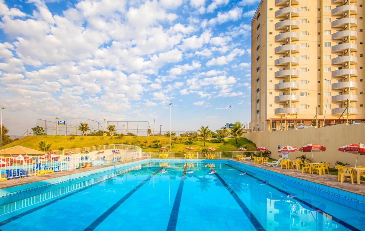 Golden Dolphin Grand Hotel - Mondial Tur Caldas Novas Bagian luar foto
